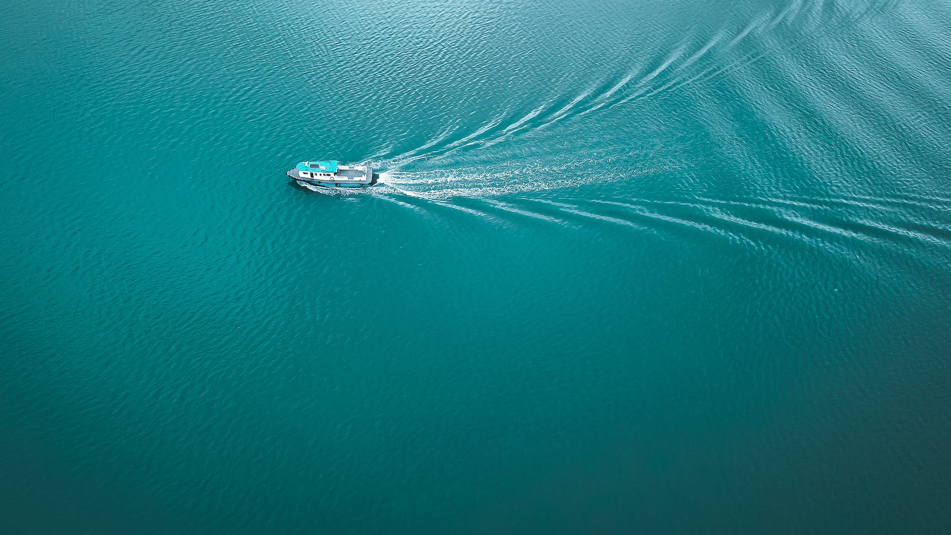 What Is It Called When A Sailboat Leans To One Side Challenge D 